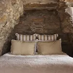 Aeolis Hotell 4*