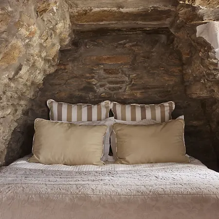 Aeolis Hotel 4*