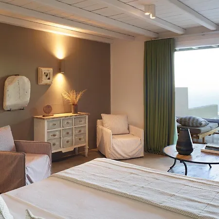 Aeolis Otel 4*