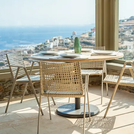 Hotell Aeolis 4*