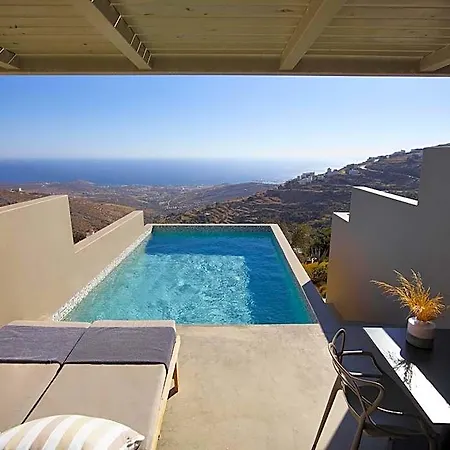 Aeolis 4*