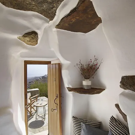 Aeolis Hotel