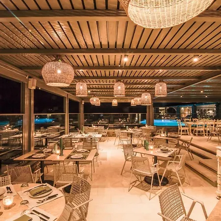 Aeolis Hotel Tínos